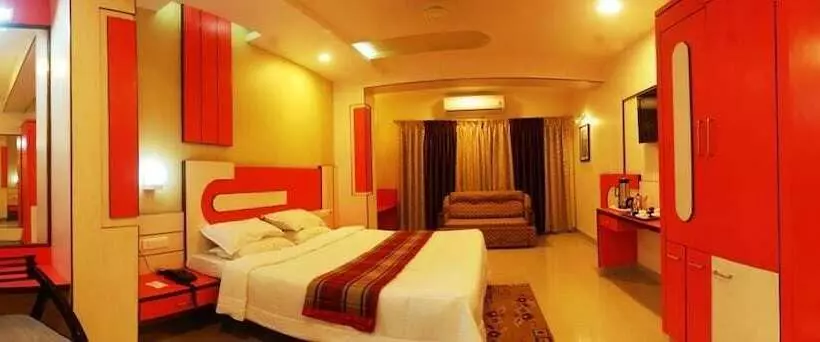 ホテル Nayak Beach Resort