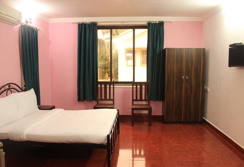 Hotel Oyo 6453 Studios Behind Kfc Calangute