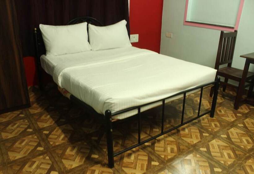 Hotel Oyo 6453 Studios Behind Kfc Calangute