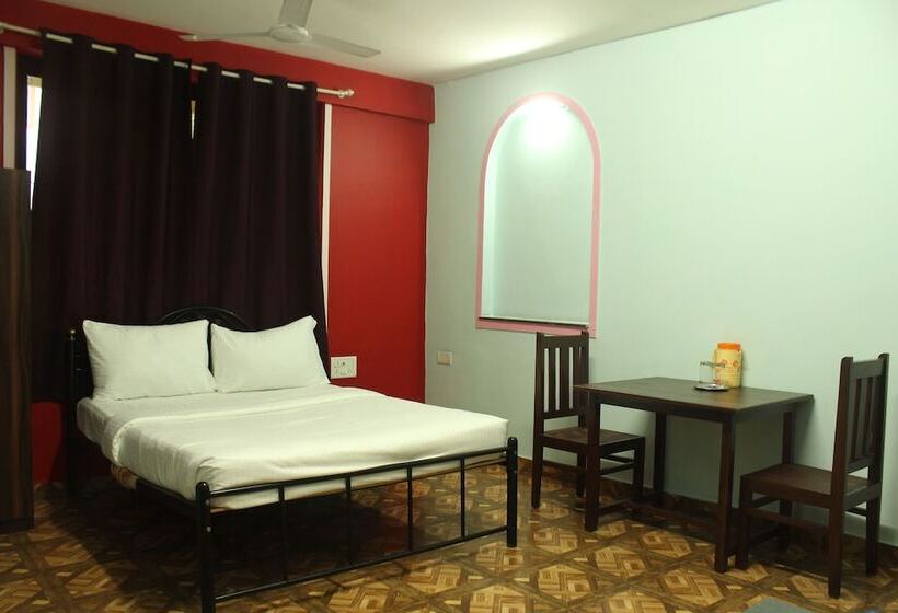 Hotel Oyo 6453 Studios Behind Kfc Calangute
