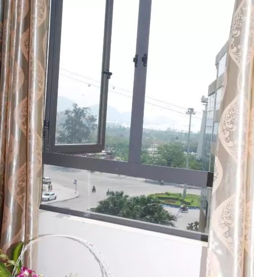 هتل Quynh Yen