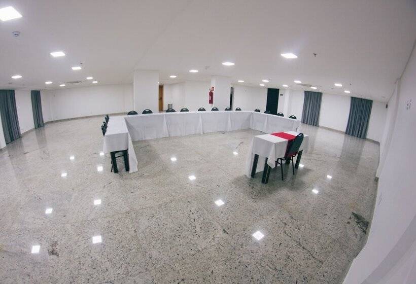 Summit Suítes Hotel Caçapava