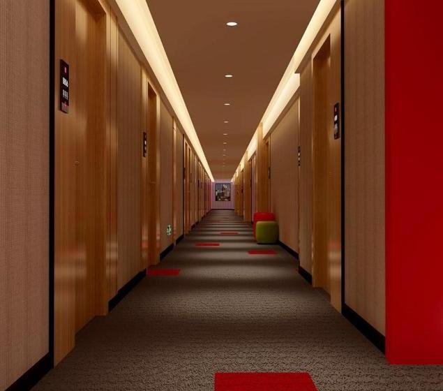 Thank Inn Chain Hotel Guangdong Shenzhen Longhua Qinghu Subway Station