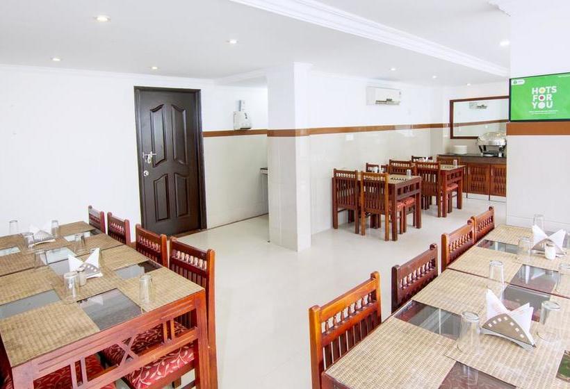 Fotos del hotel Capital O 15460 Centre Point:  8