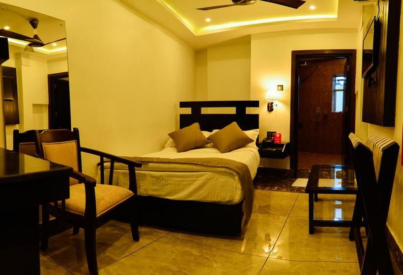 هتل Capital O 6645 Sapphire