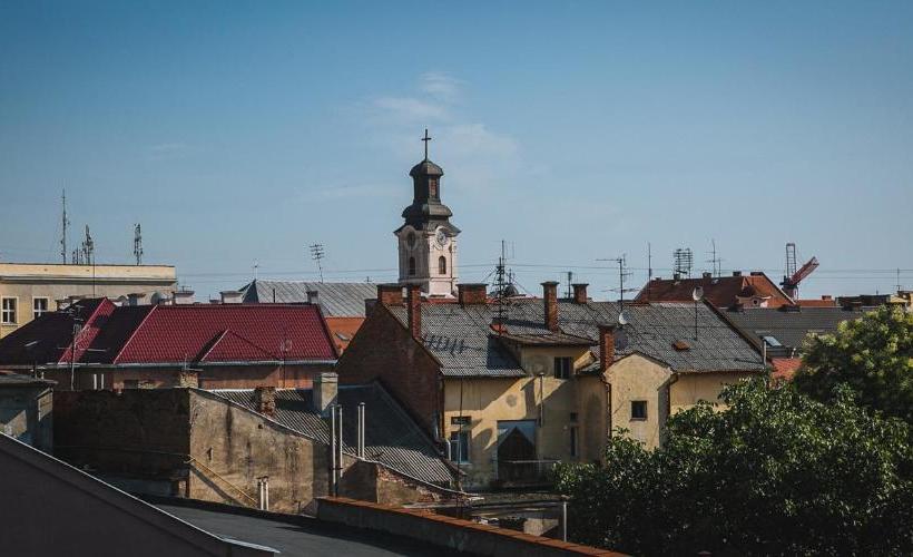 Alina Hotel & Hostel