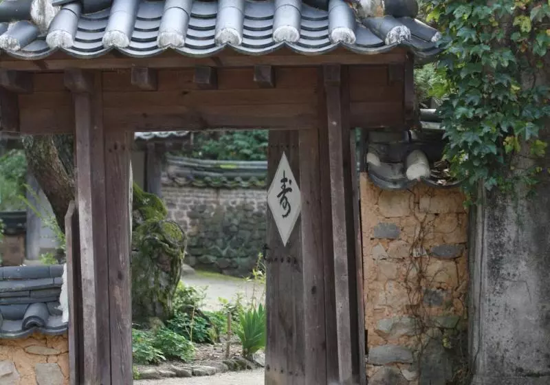 تختخواب و صبحانه Okyeon Jeongsa