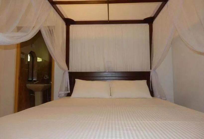 تختخواب و صبحانه Sisanda Residence