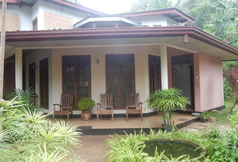 مبيت وإفطار Sisanda Residence