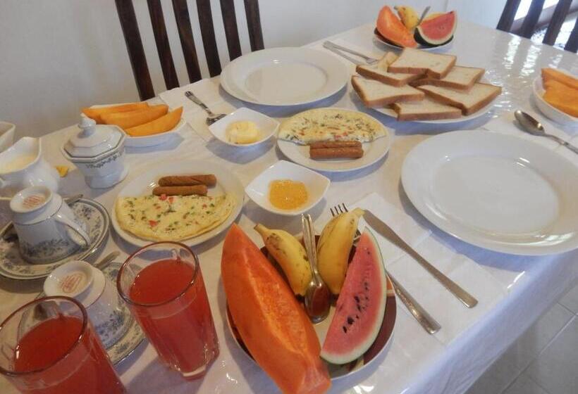 مبيت وإفطار Sisanda Residence