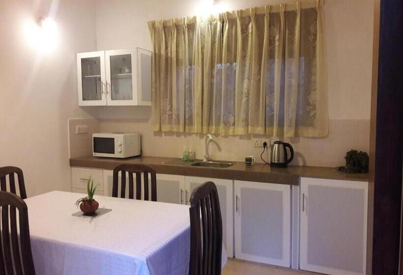 مبيت وإفطار Sisanda Residence