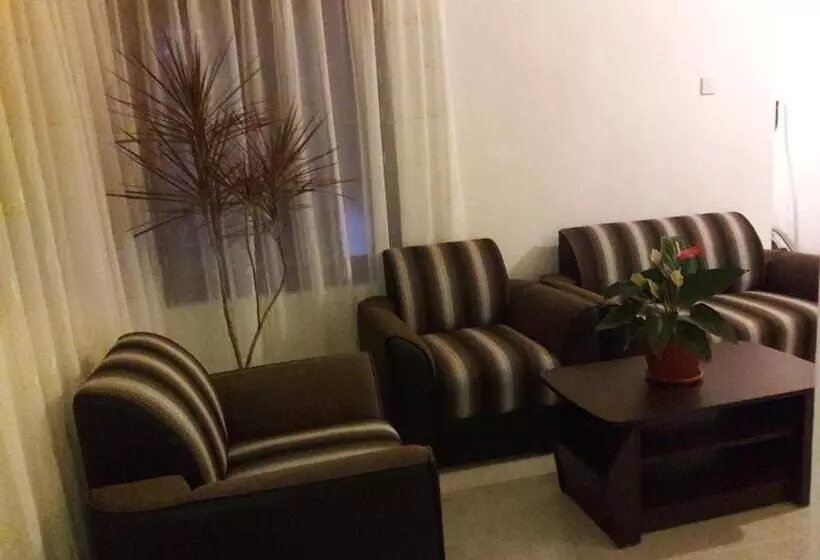 تختخواب و صبحانه Sisanda Residence