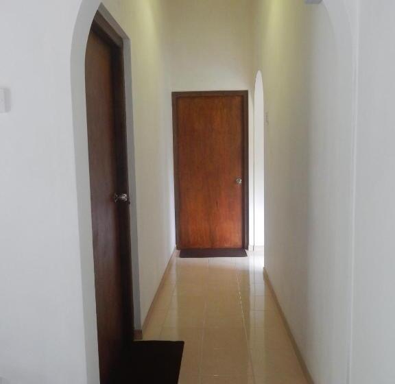 مبيت وإفطار Sisanda Residence