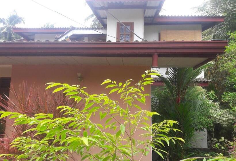 مبيت وإفطار Sisanda Residence