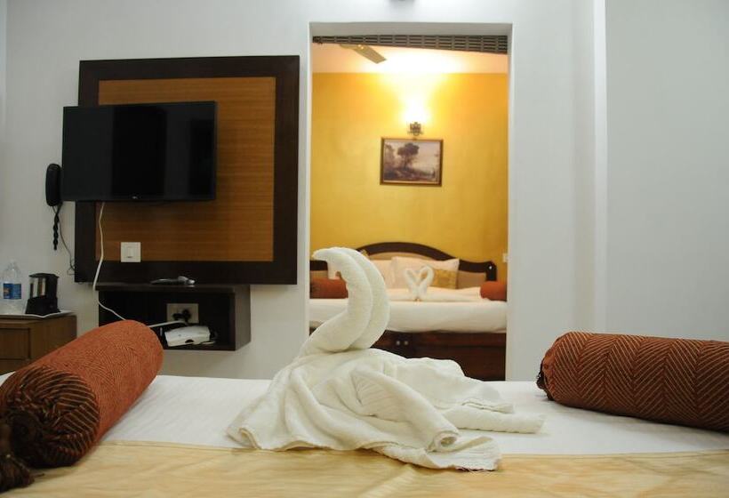 Отель Al Wesal International