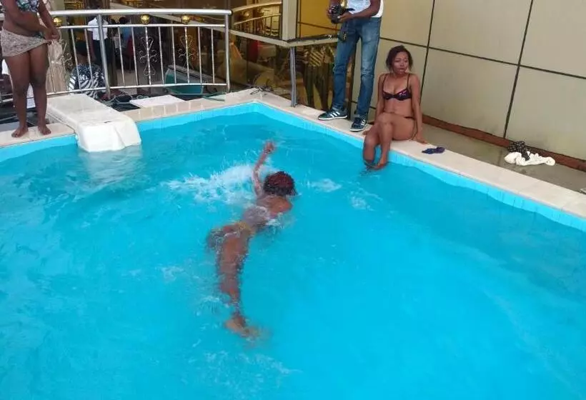 هتل Mbayaville