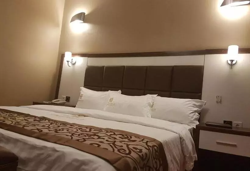 هتل Mbayaville