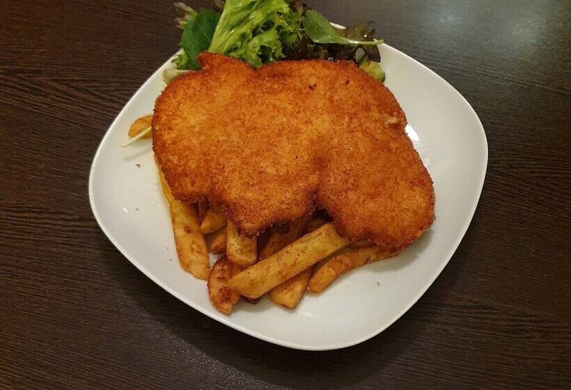 Royal Hotel West Wyalong