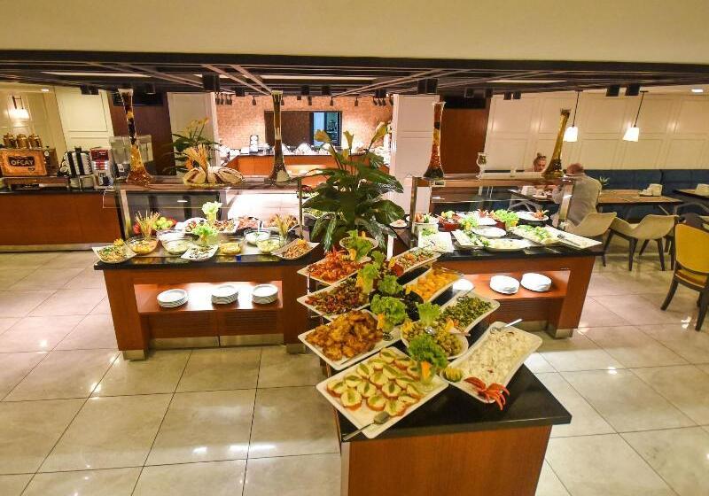 هتل Yol Is Holiday Trabzon