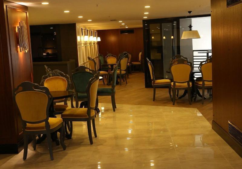 هتل Yol Is Holiday Trabzon