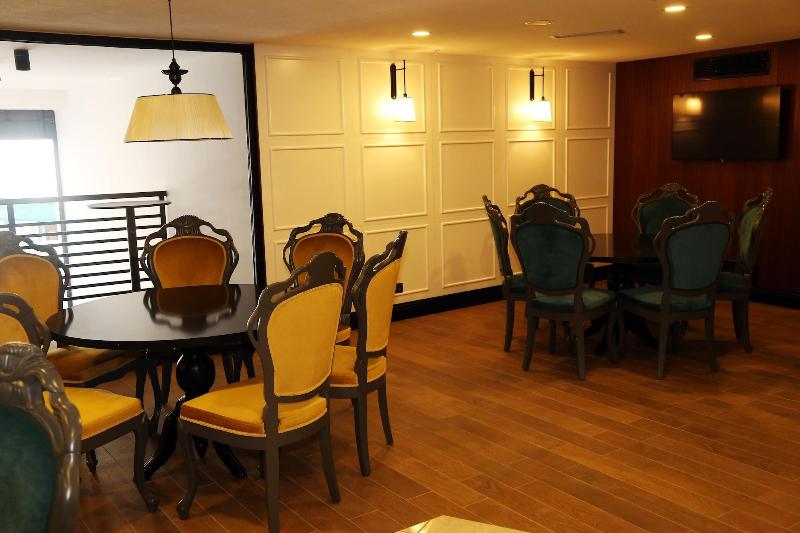 هتل Yol Is Holiday Trabzon