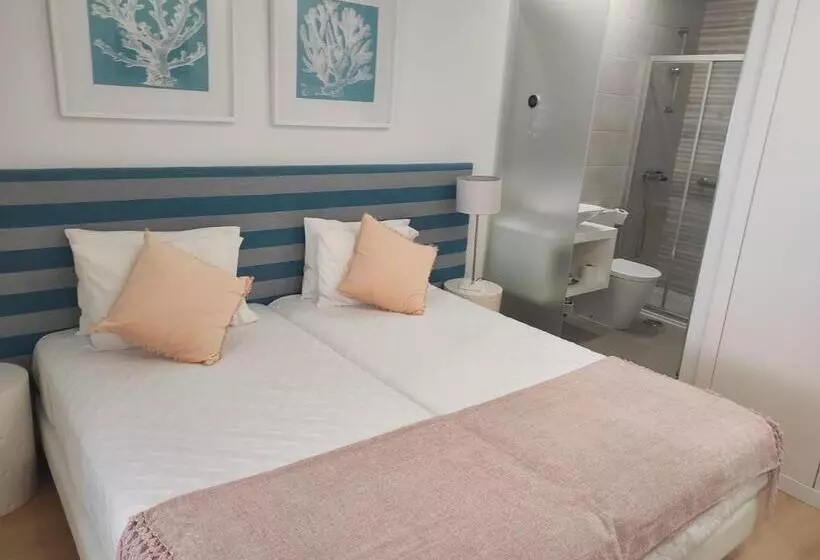 Aamiaismajoitus (B&B) By The Sea