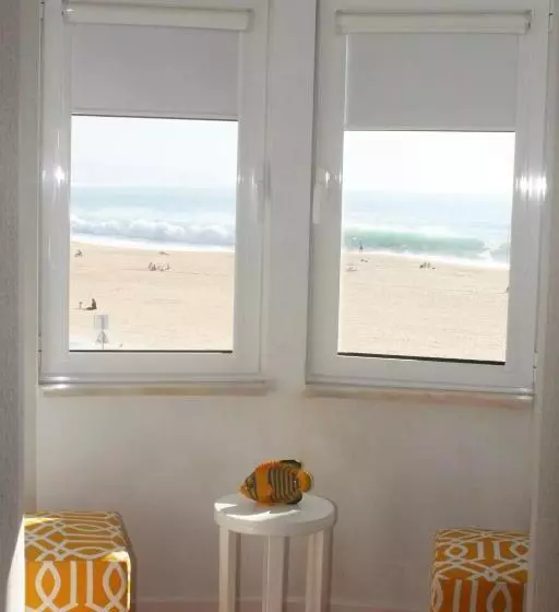 Aamiaismajoitus (B&B) By The Sea