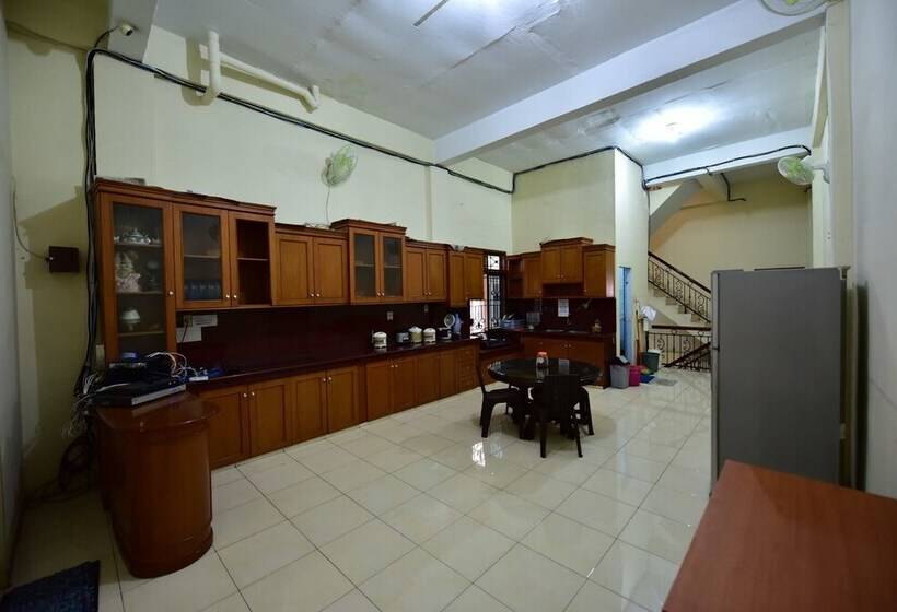 Dazhong Backpackers Hostel