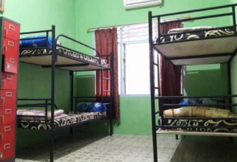 Dazhong Backpackers Hostel