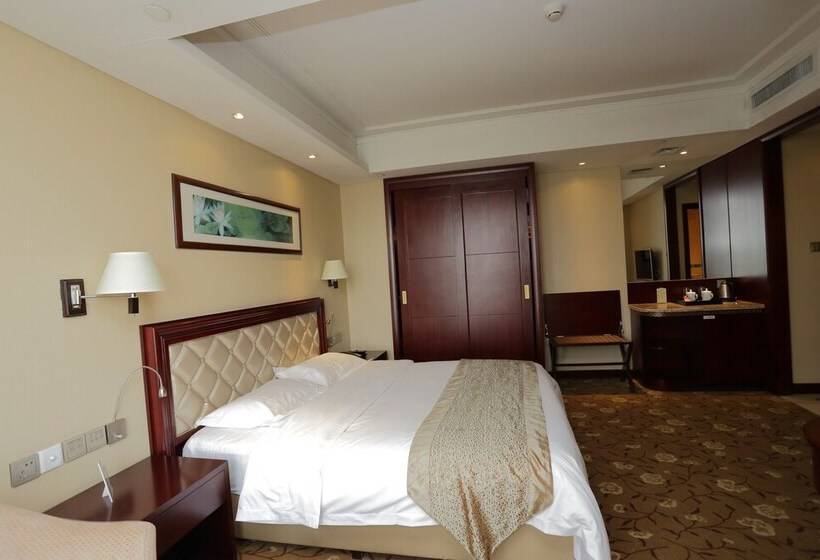 فندق Arcadia International