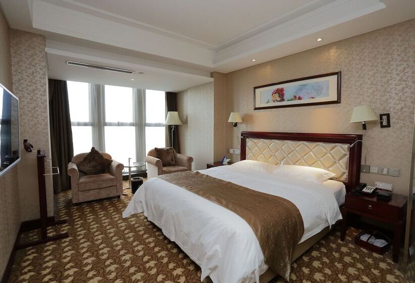 فندق Arcadia International