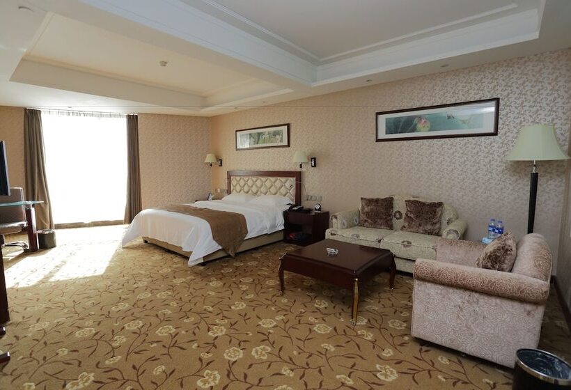 فندق Arcadia International