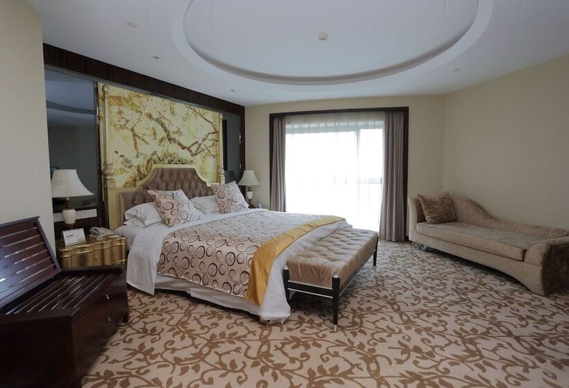 فندق Arcadia International