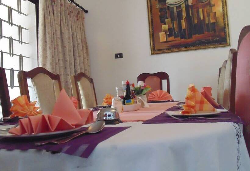 酒店 Lavender Lodge