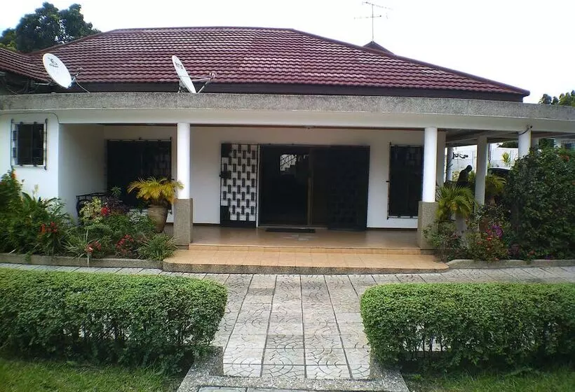 هتل Lavender Lodge