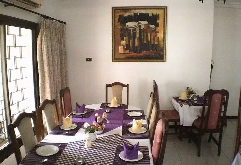 هتل Lavender Lodge