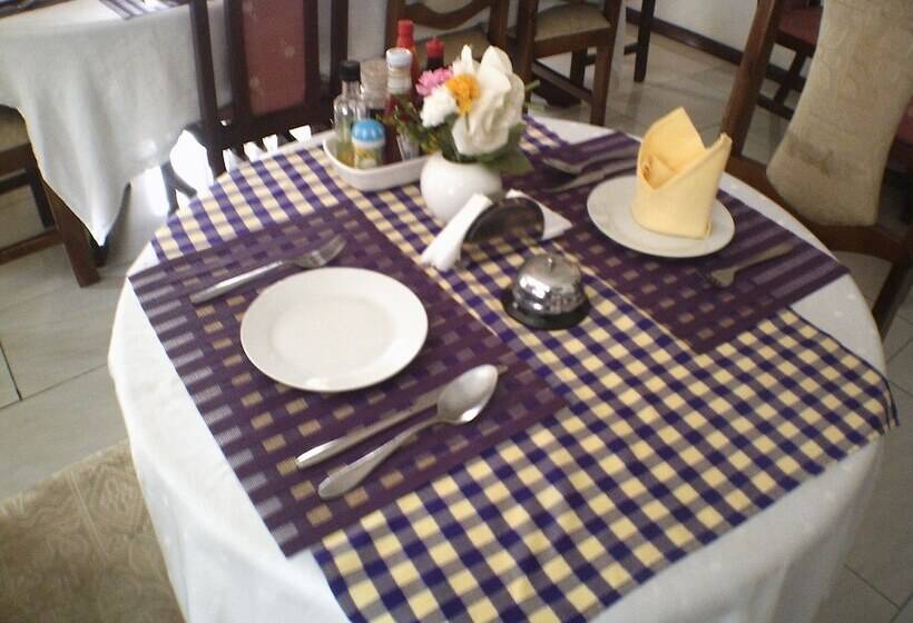 酒店 Lavender Lodge