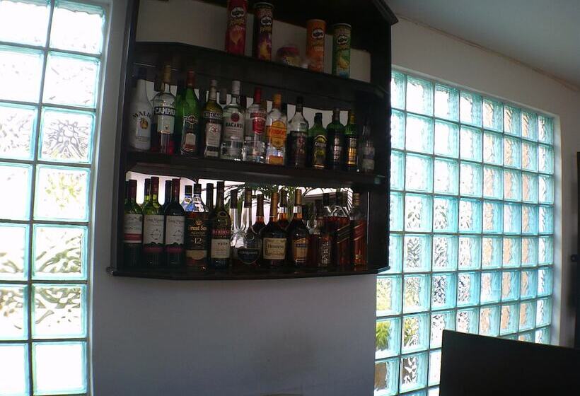 酒店 Lavender Lodge