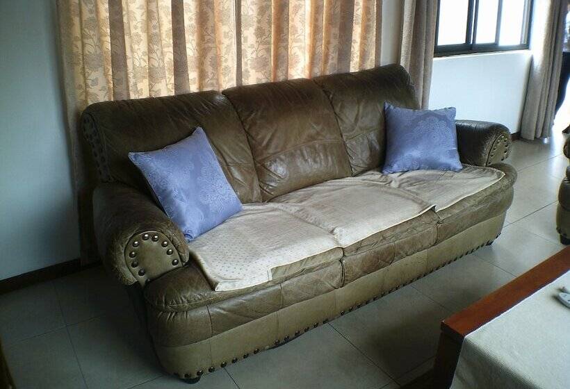 酒店 Lavender Lodge