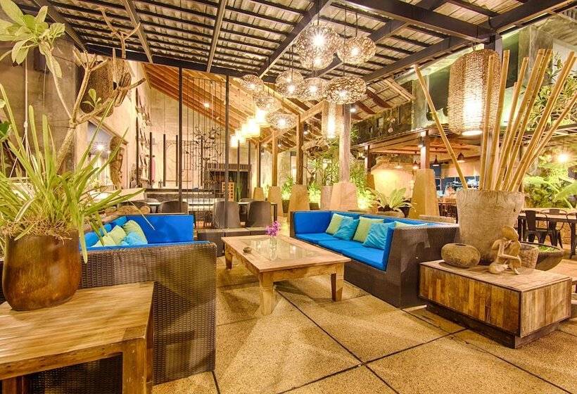 فندق Lot 33 Boutique