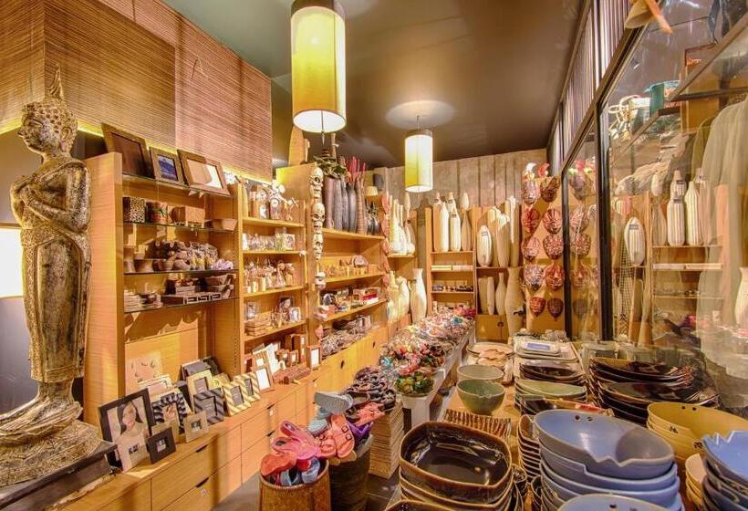 فندق Lot 33 Boutique