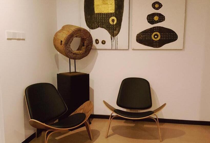 فندق Lot 33 Boutique