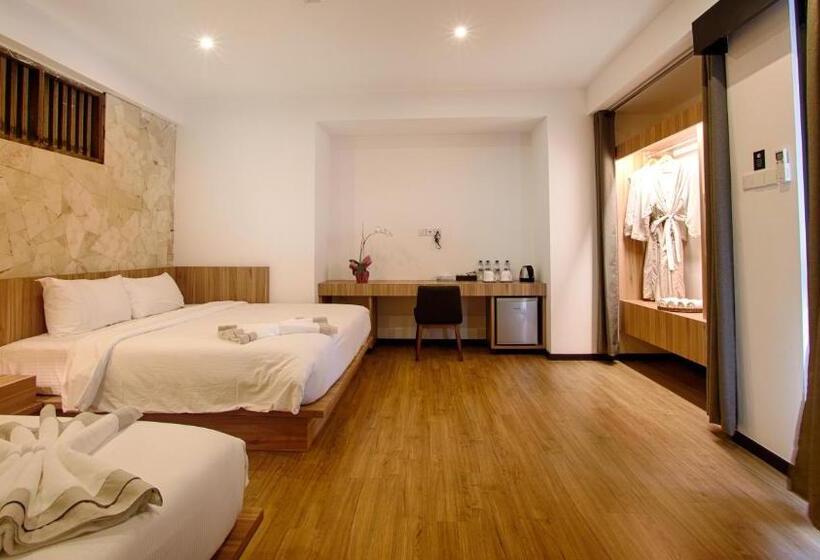 فندق Lot 33 Boutique