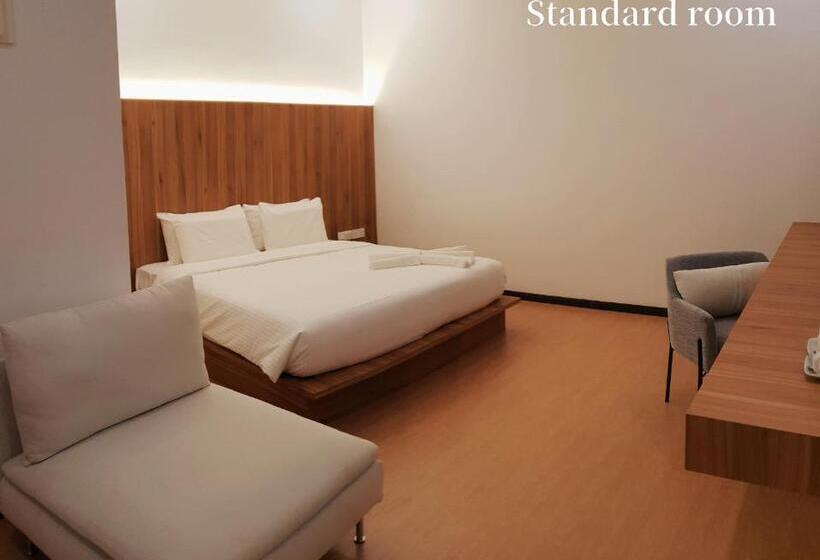 فندق Lot 33 Boutique