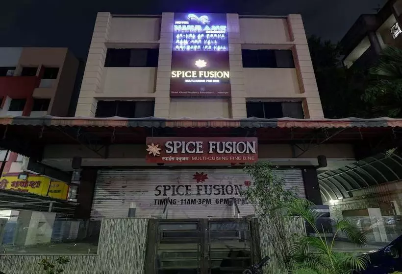 ホテル Treebo Vikrant Residency