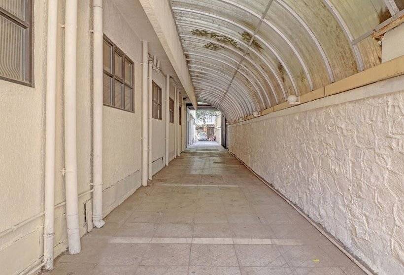 هتل Treebo Vikrant Residency