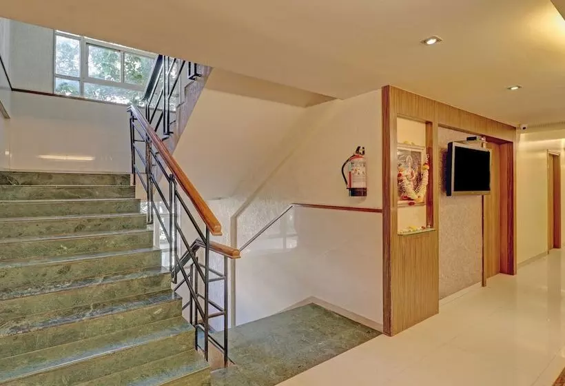 ホテル Treebo Vikrant Residency