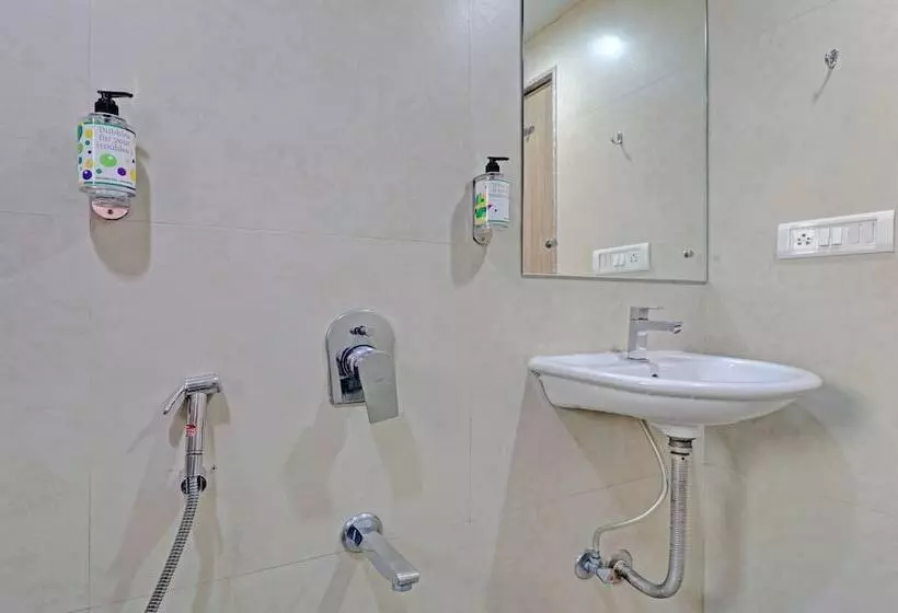 ホテル Treebo Vikrant Residency