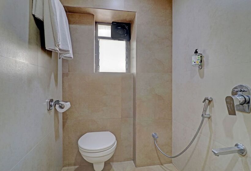 هتل Treebo Vikrant Residency