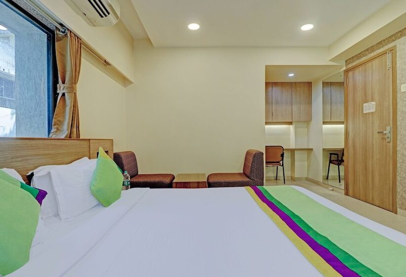 هتل Treebo Vikrant Residency